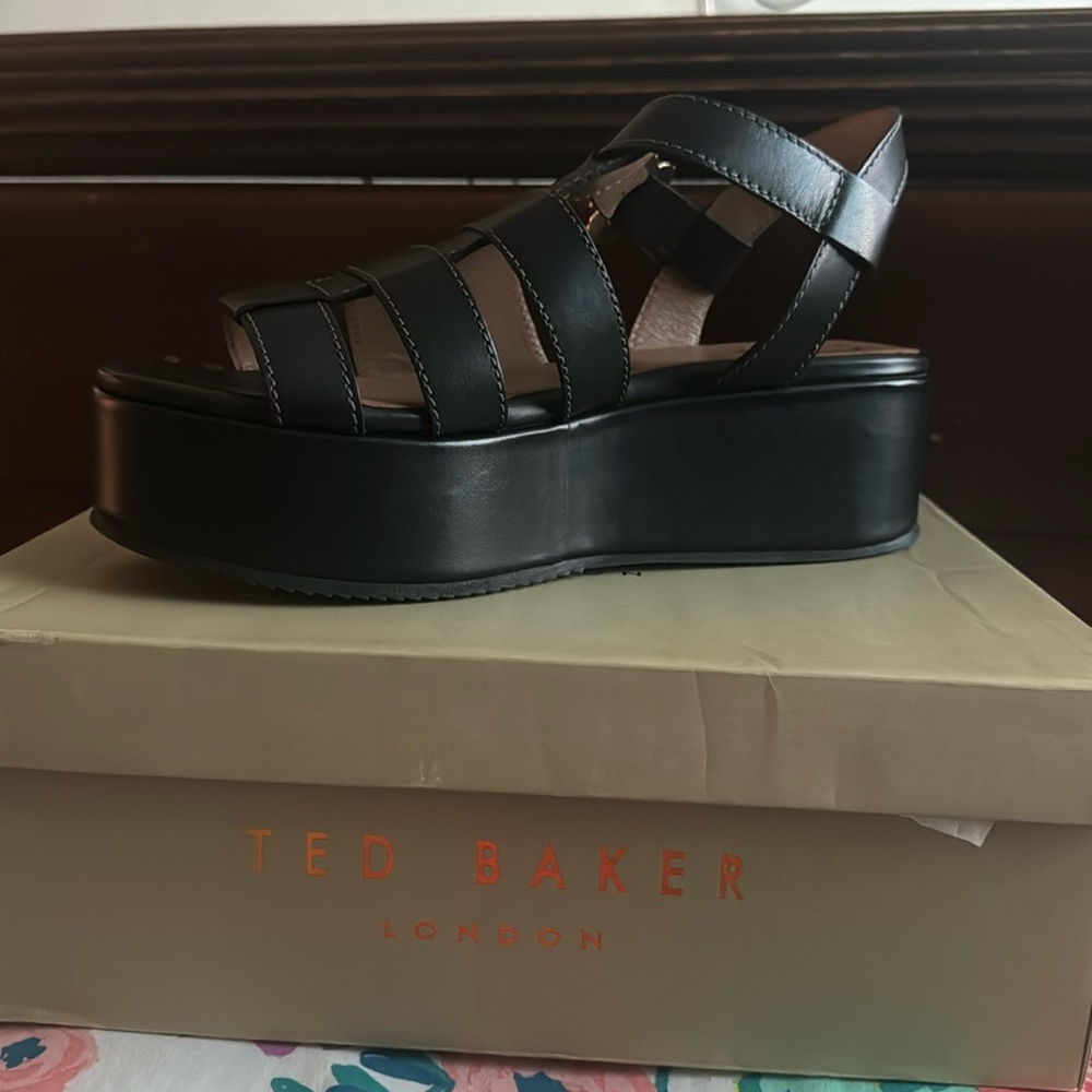 Ted Baker FFAYETA Platform